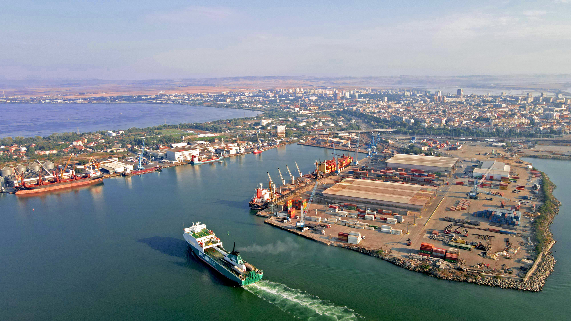 Van Oord awarded dredging project at Port of Burgas