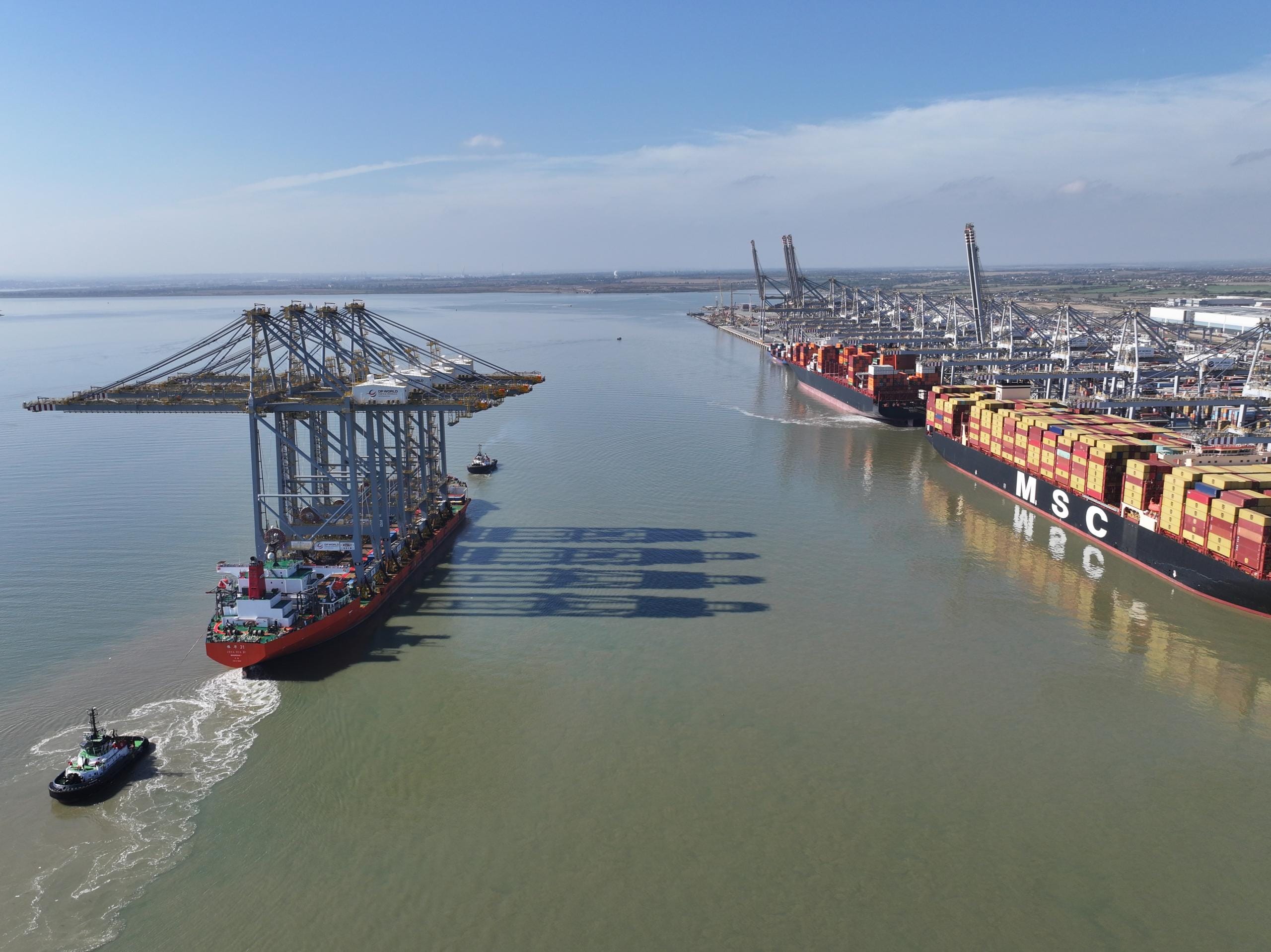 default DP World welcomes four of Europe’s largest quay cranes
